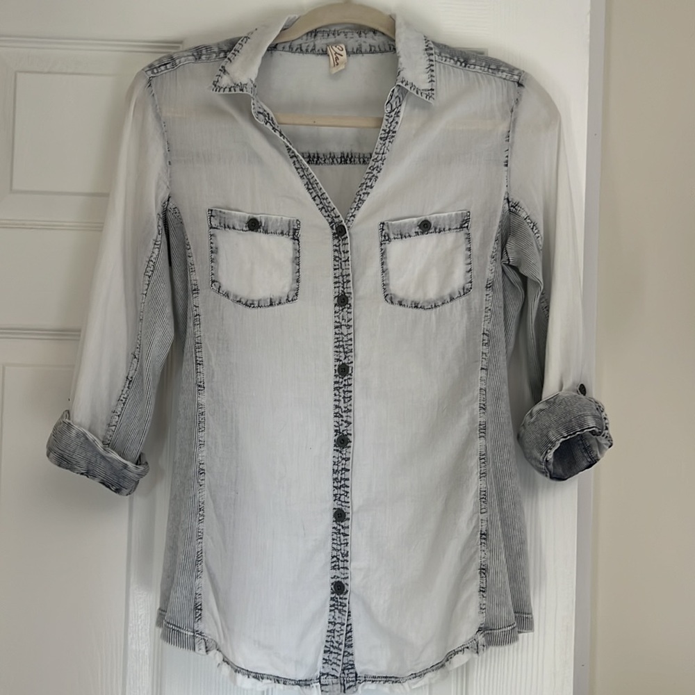 Elan Button Down Shirt
